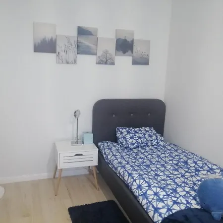 Apartament Rajska 8 公寓 *
