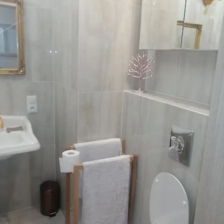 Apartament Rajska 8 *